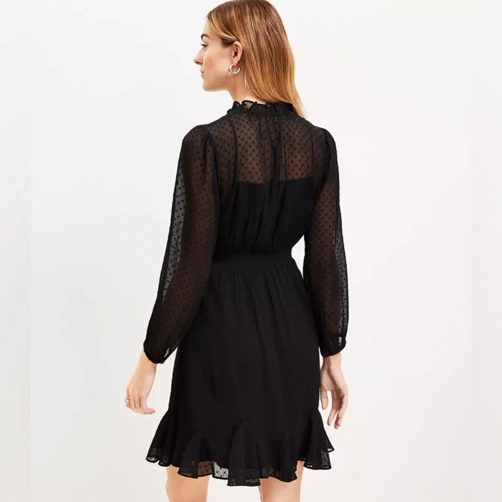 LOFT Tall Clip Godet Flare Dress Black Size 14T - Swiss Dot Texture EUC - Picture 2 of 11